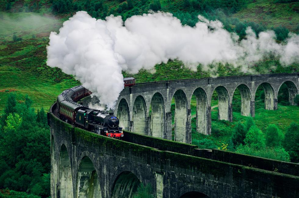 Experience The Hogwarts Express In Scotland